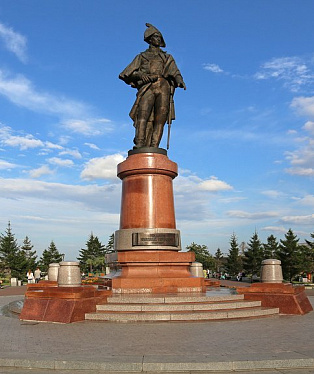 Monument to Rezanov Nikolay Petrovich